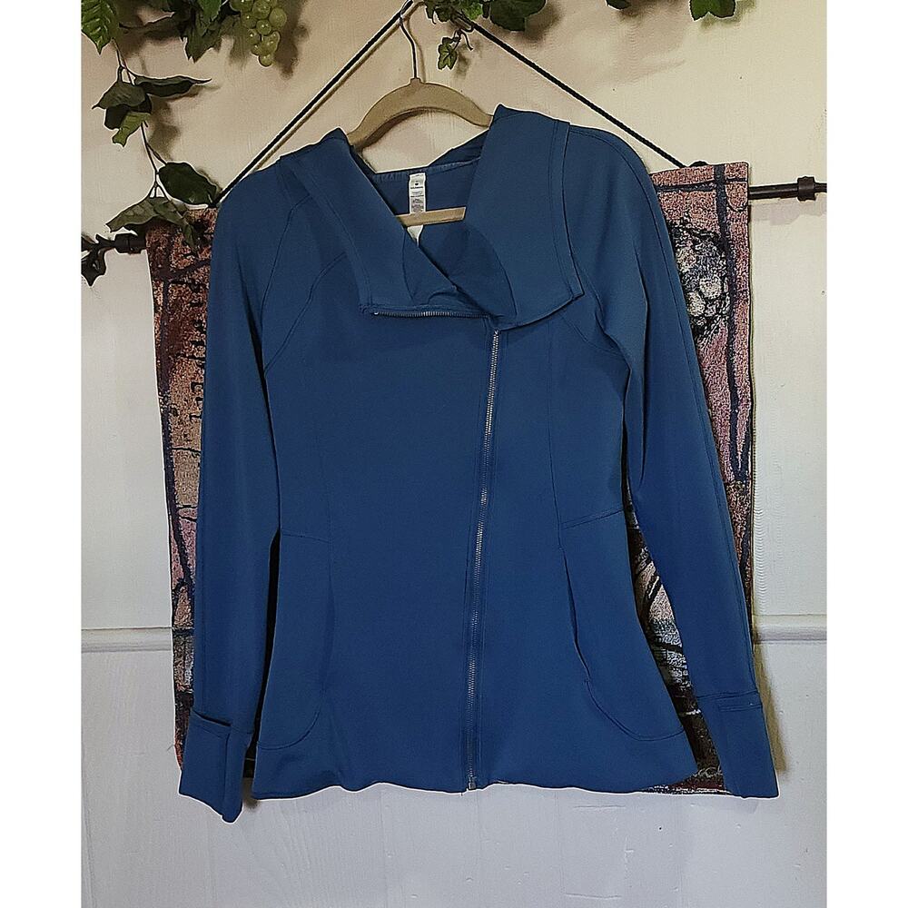 Lululemon Asymmetrical Zip Jacket cobalt blue size 8